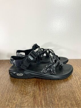 Chaco Z/volv X2 Hiking/Water Sandal Women’s Size 8 Black/White